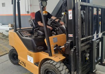 Operatörlü Kiralık Forklift